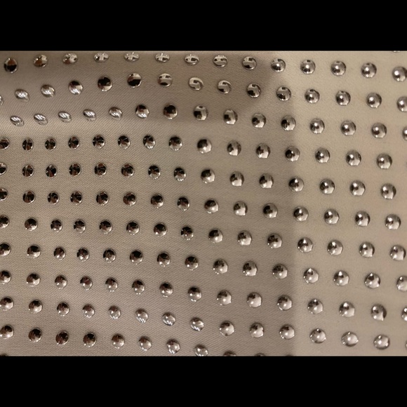 L’AGENCE 100% SILK TANK w/silver dots detailing - Picture 6 of 8